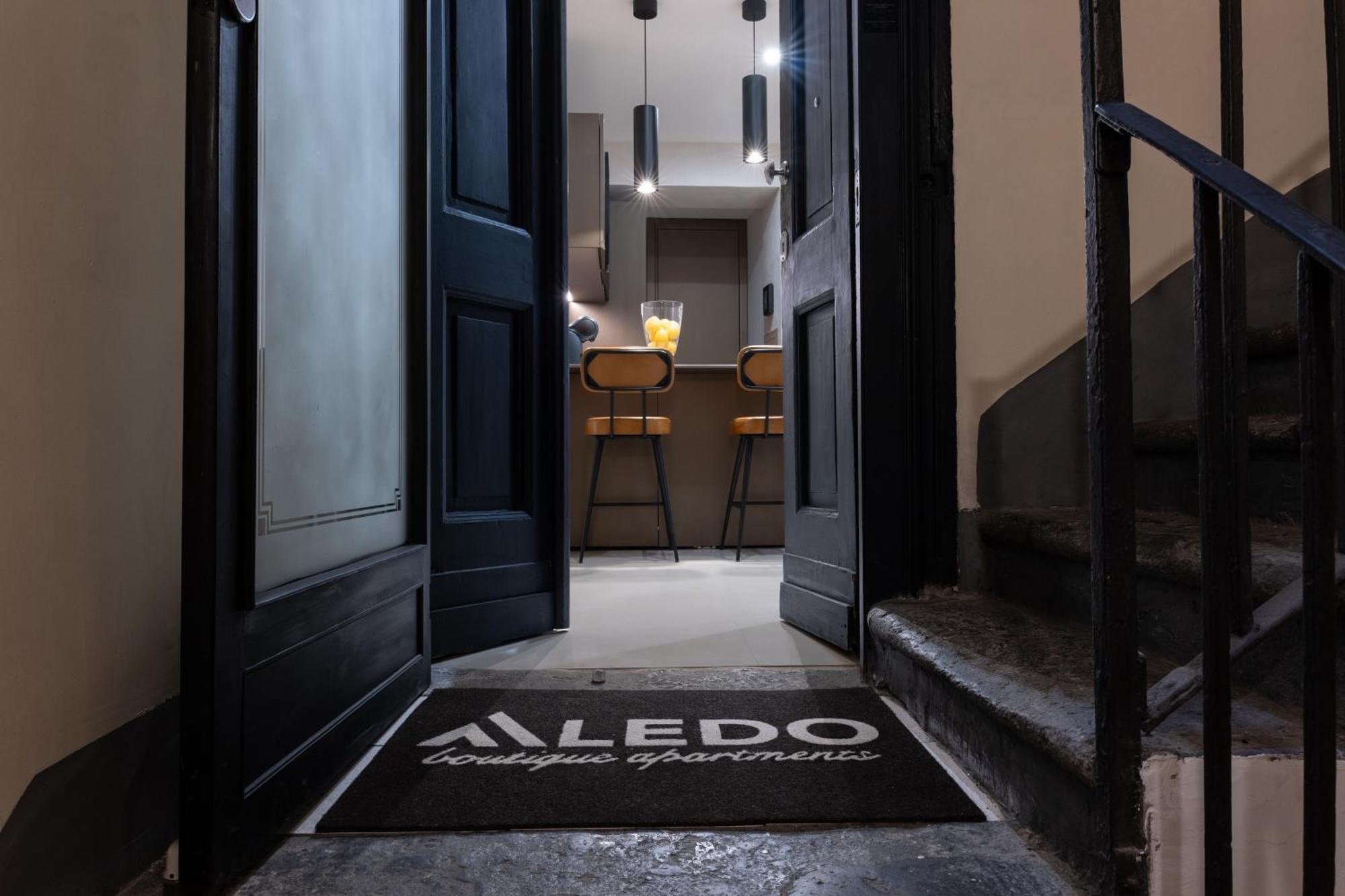 נאפולי Aledo Boutique Apartments מראה חיצוני תמונה
