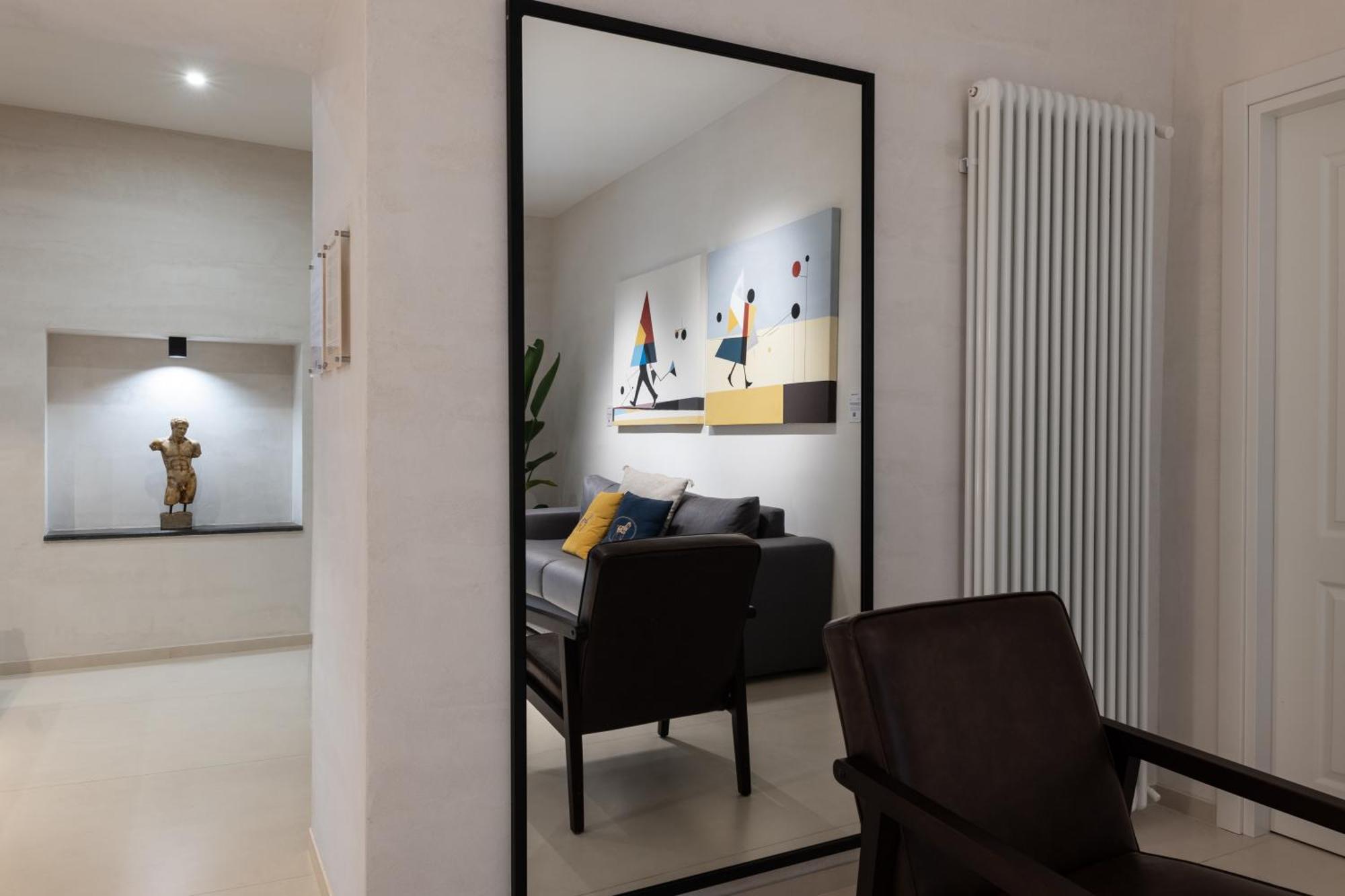 נאפולי Aledo Boutique Apartments מראה חיצוני תמונה