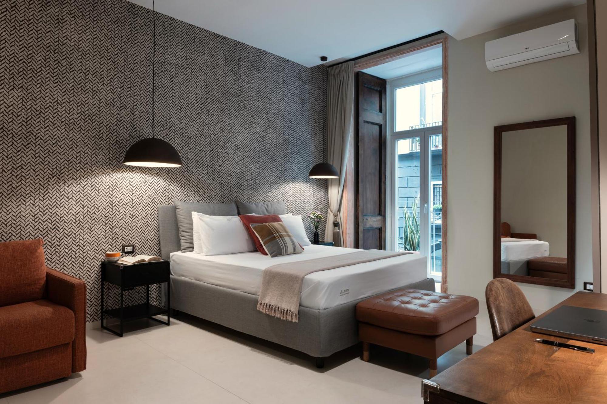 נאפולי Aledo Boutique Apartments מראה חיצוני תמונה